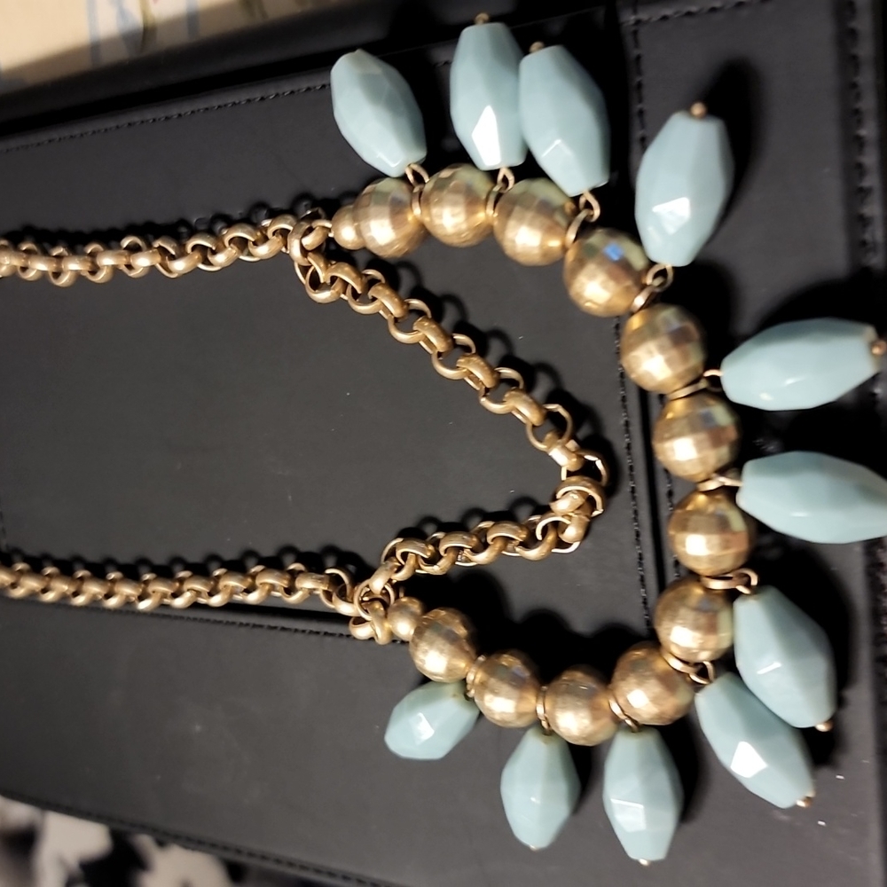 A Original Lia Sophia Necklace